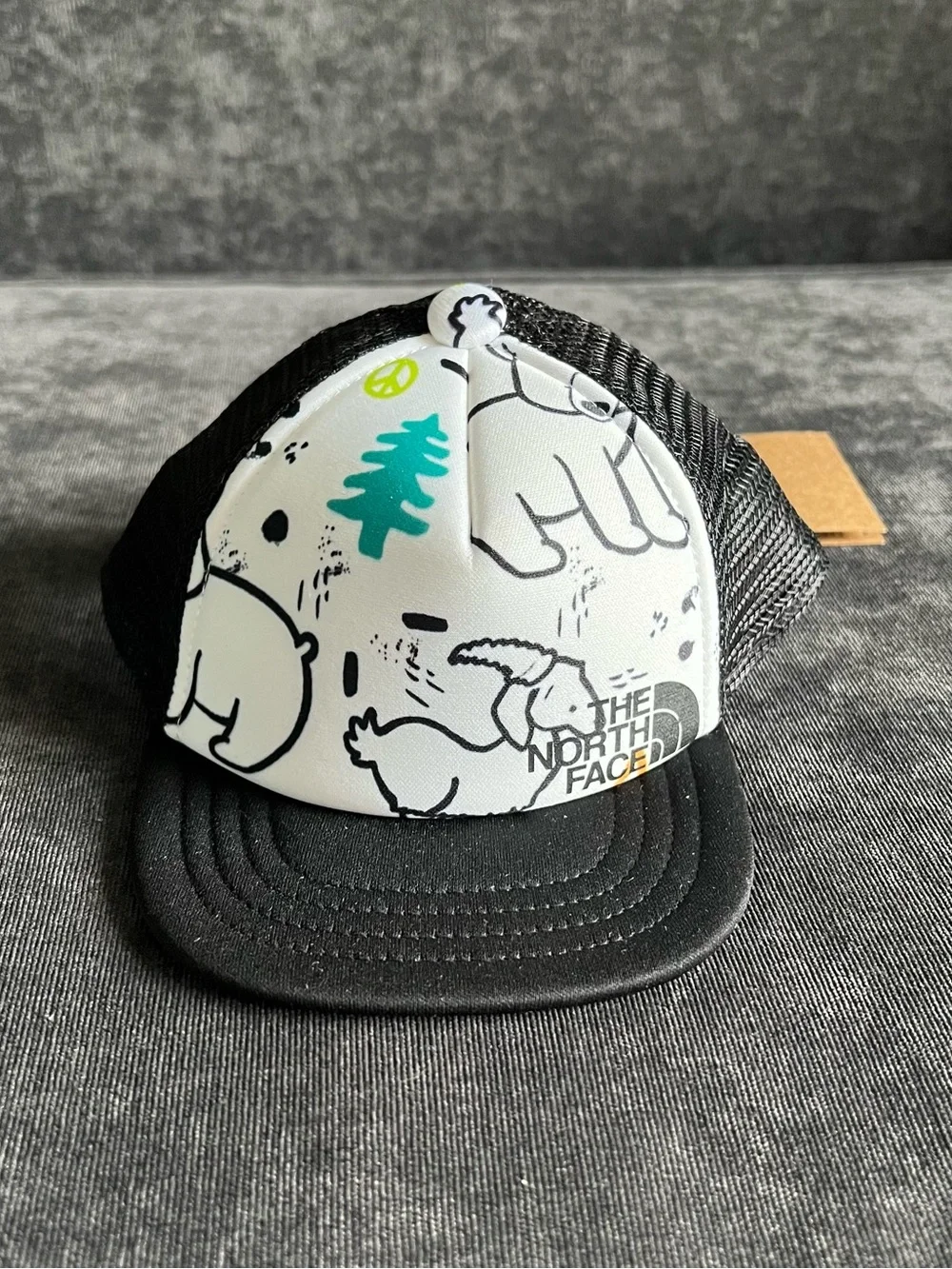 NWT The North Face Kids Trucker Hat Size XS (6-24 Months)